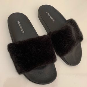 Steve Madden Fuzzy Slippers